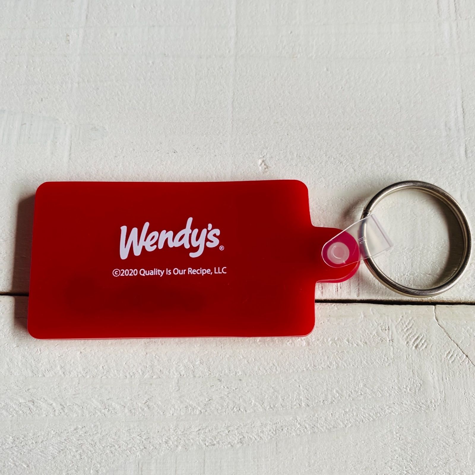 99710 WENDY'S ラバーキーホルダー OLD LOGO RED - メルカリ