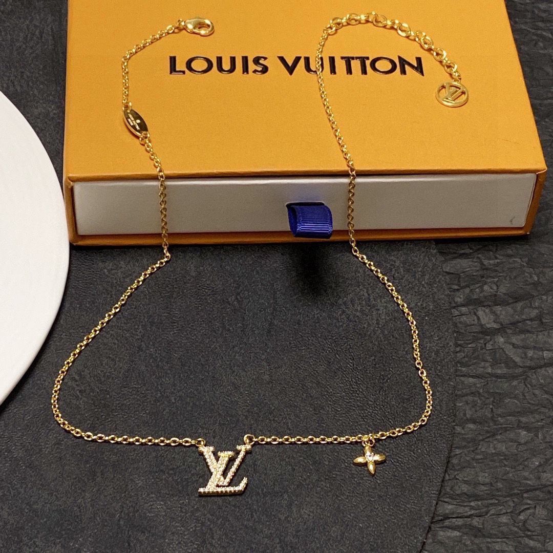 Louis Vuitton ルイヴィ トンネックレス 新品