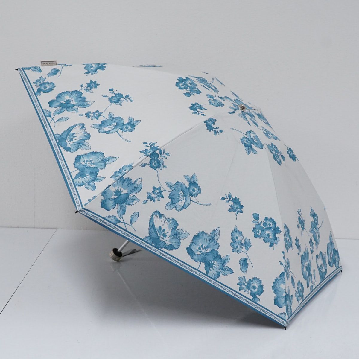 折りたたみ日傘 NINA RICCI ニナリッチ USED品 晴雨兼用 サマー