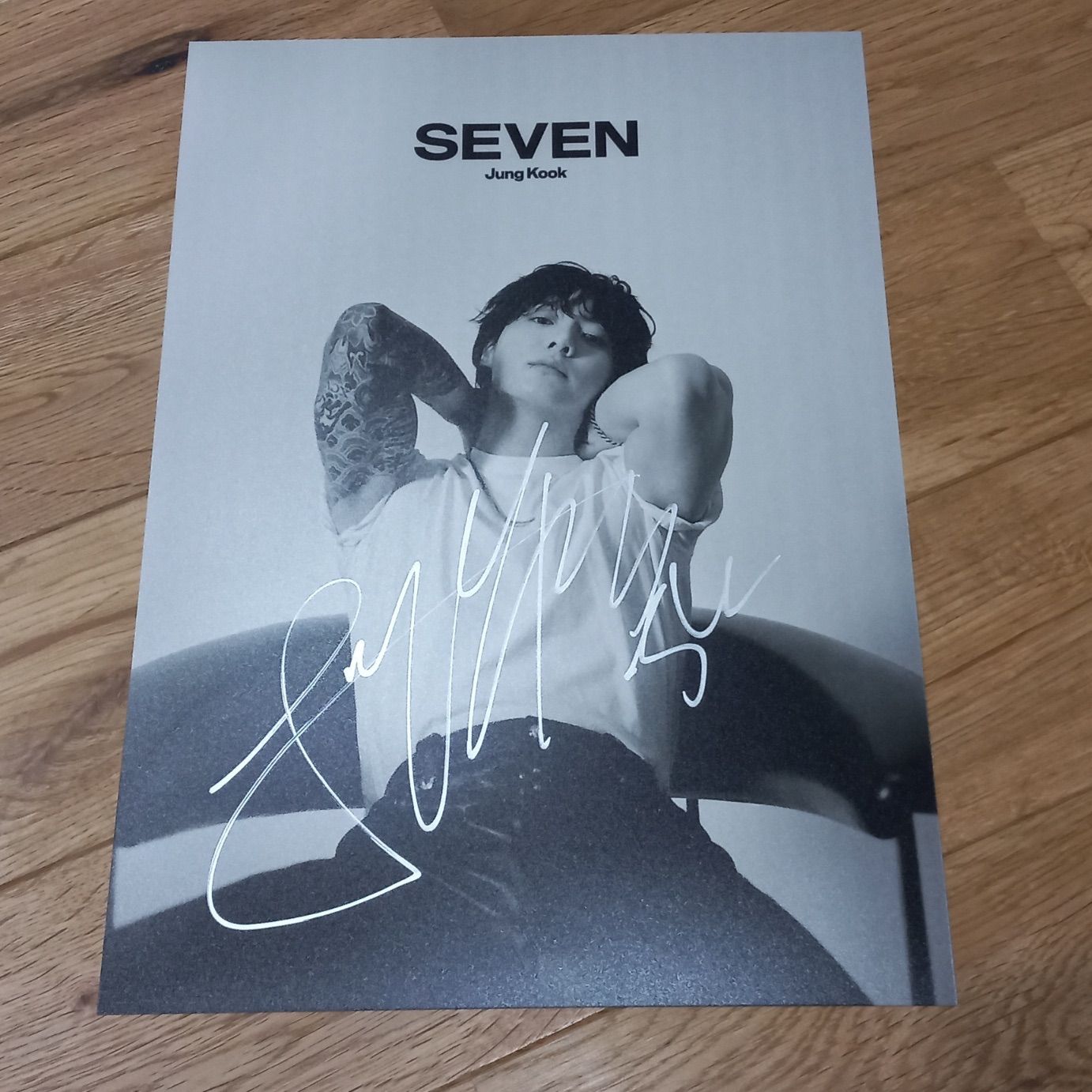 ジョングク(BTS) 直筆サイン「SEVEN」スチール写真 - K-POP/アジア