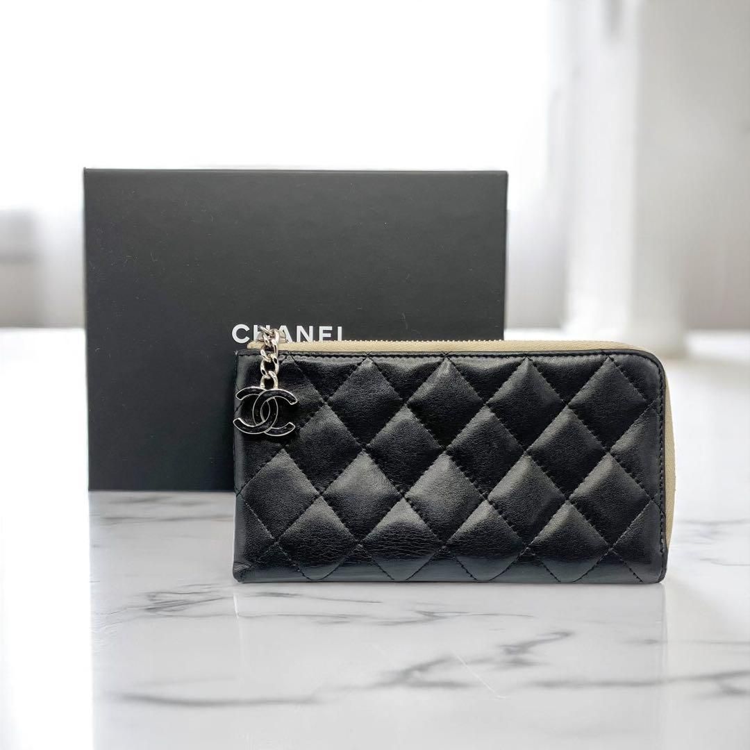 シャネル ココマークチャーム マトラッセ 長財布 ポーチ