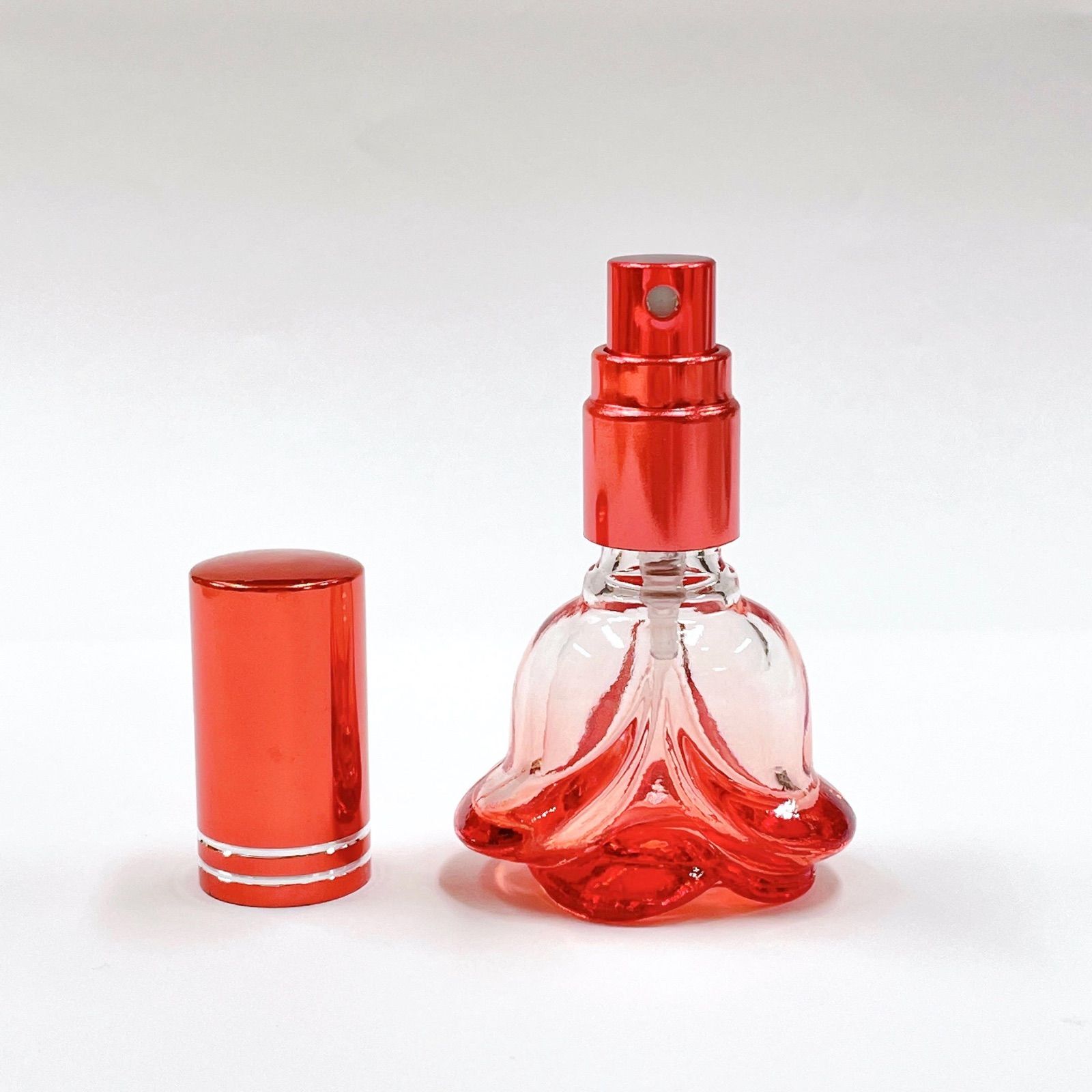 ローズカット スプレーボトル】10ml 香水 アトマイザー ガラス 赤 グラデーション ラインキャップ レッド 薔薇 バラ 詰替 容器 持ち歩き 携帯  ミスト 霧吹き メルカリ