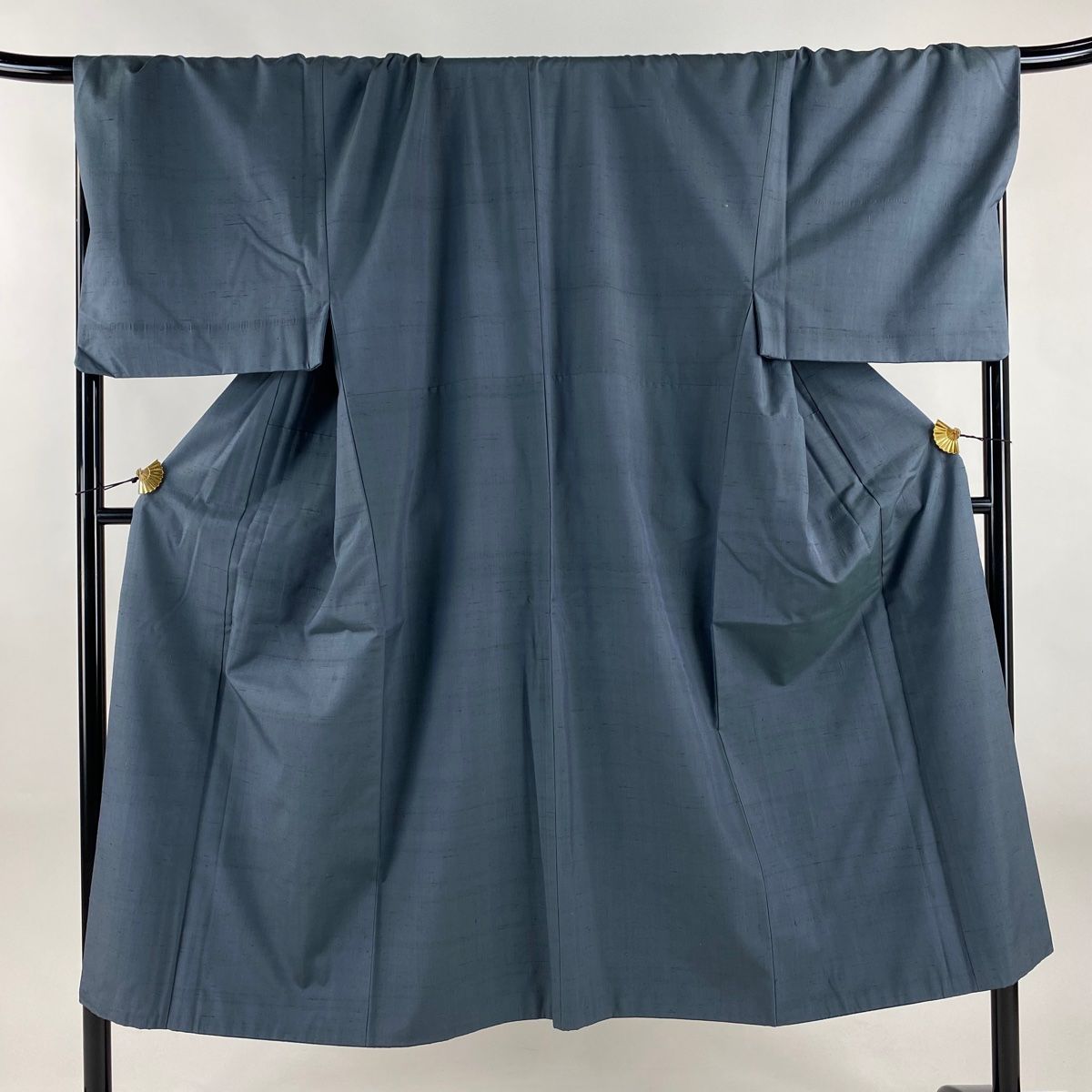 男着物 身丈145cm 裄丈73.5cm M 袷 吉澤与市 アンサンブル 紬 落款 青灰色 正絹 名品