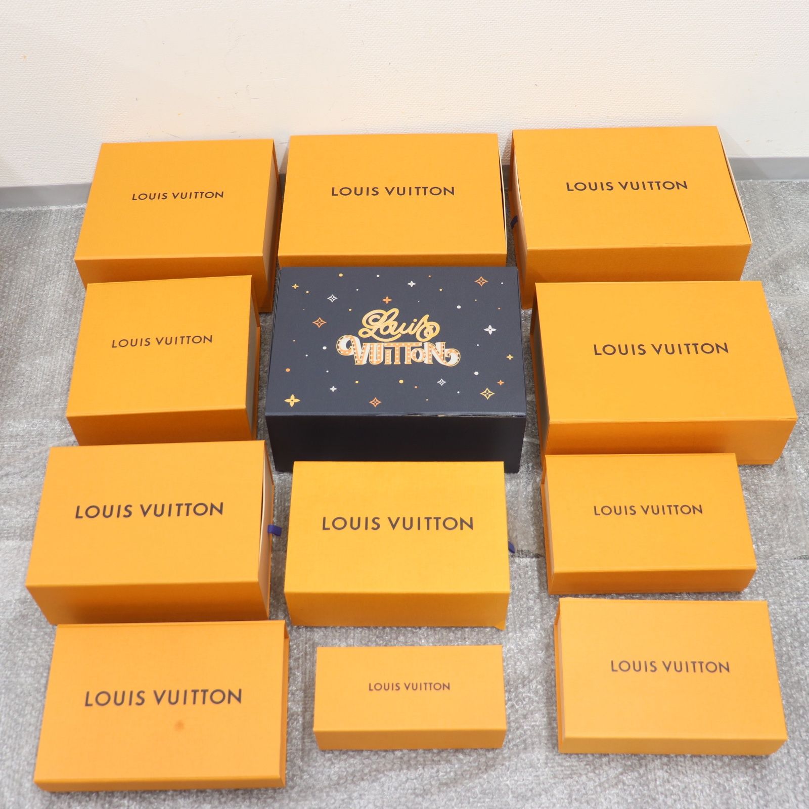 ITVSEO26USKG LOUIS VUITTON ルイヴィトン BOX 空き箱 ショッパー 純正 紙袋 リボン ケース オレンジ ブランド 紙袋48枚 箱36個
