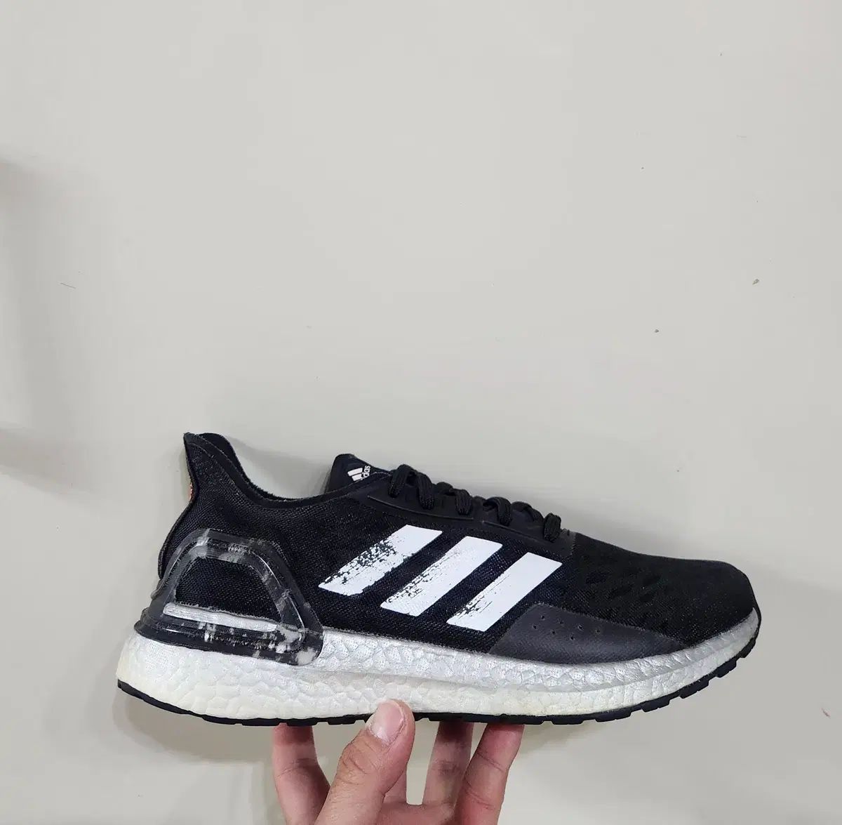 【雷市場（ポンジャン）商品韓国直送】 260 adidas(アディダス) ウルトラブースト PB ブラックシグナルホワイト メッシュ 超軽量