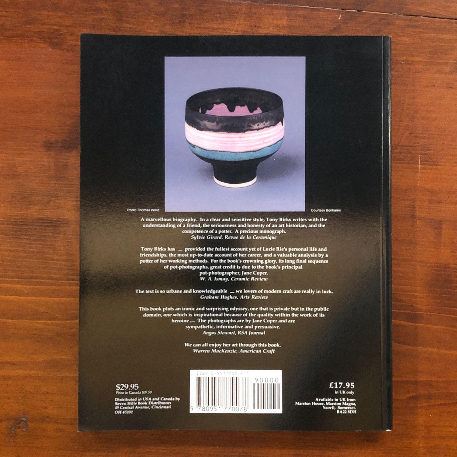 新品！【Lucie Rie ルーシー・リー】作品集 トニー・バークス著 三宅一生 Lucie Rie ルーシー・リー作品集 トニー・バークス著 三宅一生