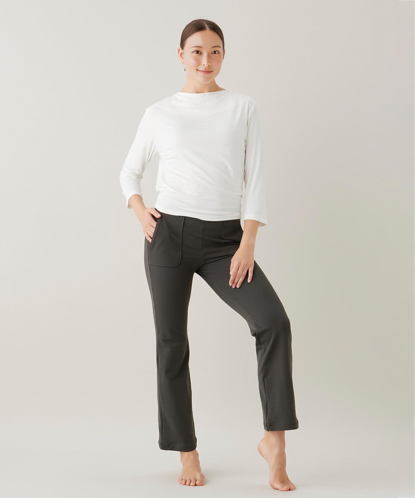 suria ヨガパンツ