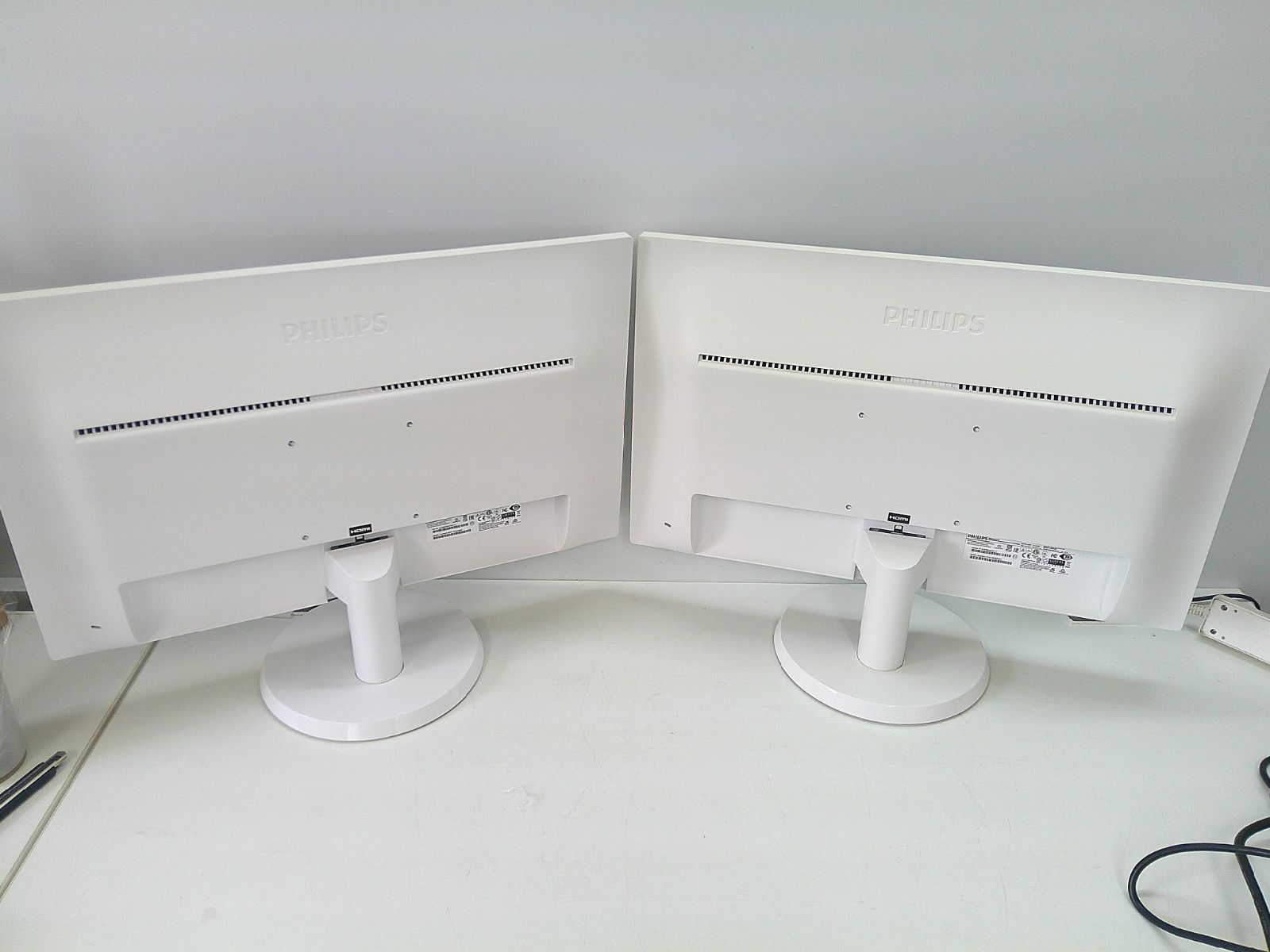 ◎PHILIPS|フィリップス◎23.6