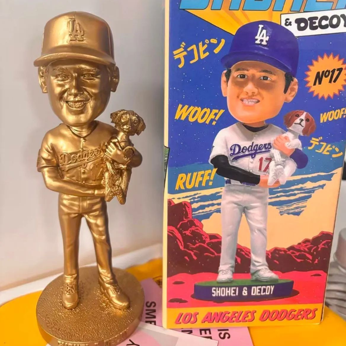 本物格安 金色 大谷翔平 デコピン バブルヘッド+ボブルヘッド ゴールド