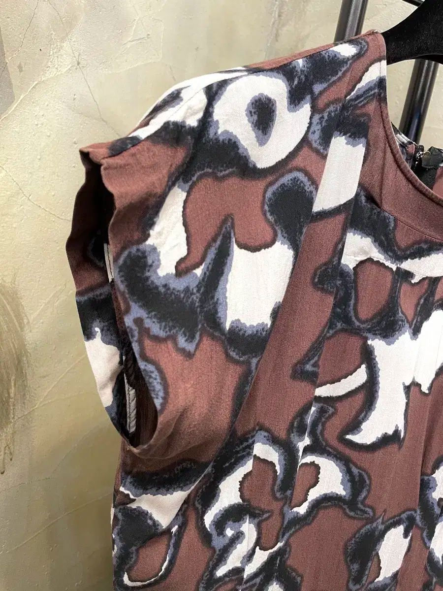 Marni マルニ