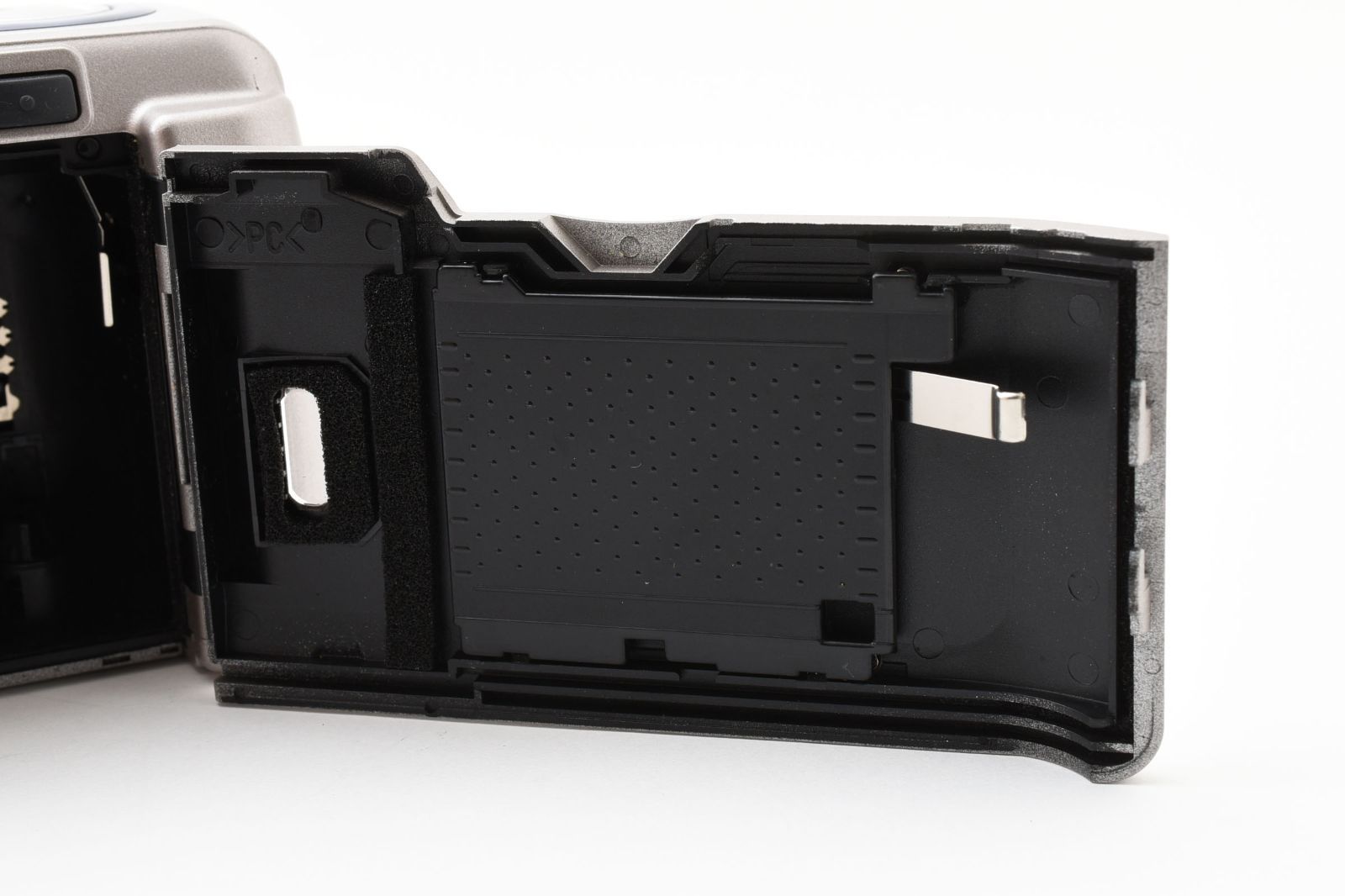 4380 【良品】 Fujifilm Silvi 90 Point & Shoot 35mm Film Camera