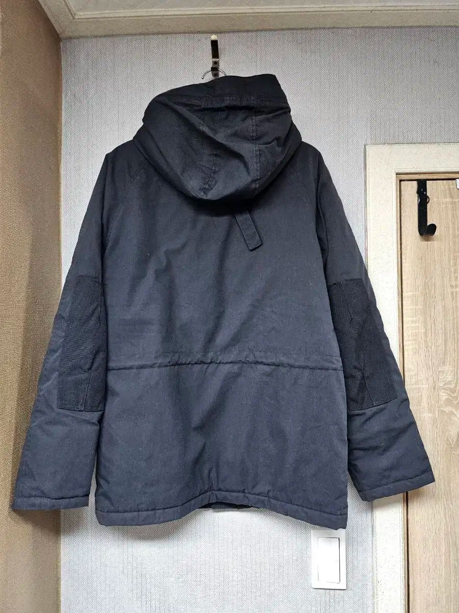 Carhartt カーハート トラッパー パーカー 黒 ブルゾン s