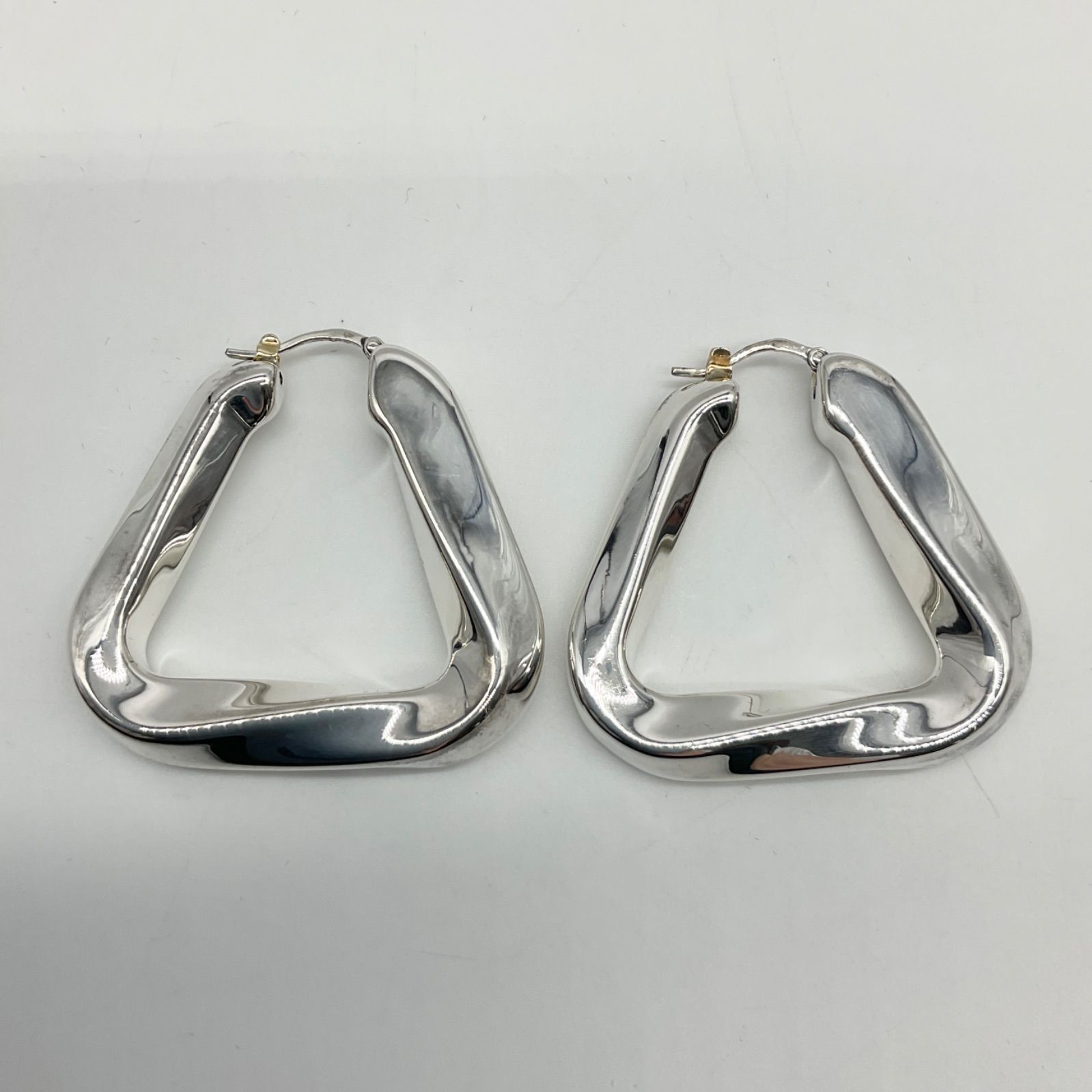 BOTTEGA VENETA ボッテガヴェネタ フープピアス エッセンシャル