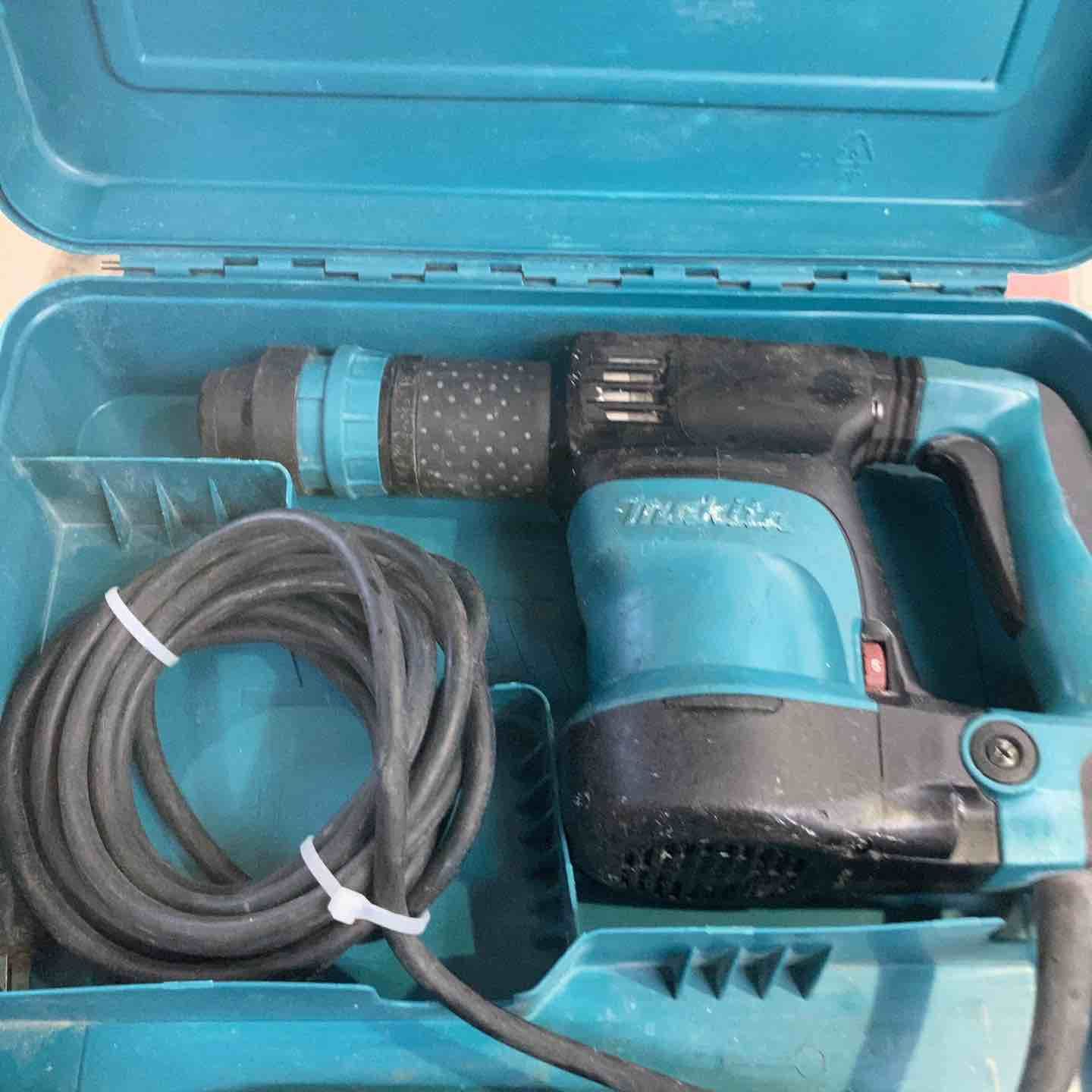 マキタ makita 電動ケレン スタンダードタイプ HK1820 町田店