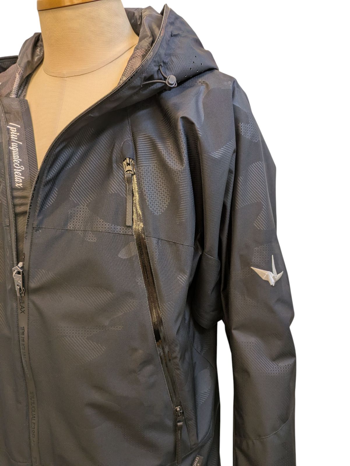 【高級品】 1PIU1UGUALE3 RELAX マウンテンパーカーSET UP ブラック 迷彩柄 現品限り お土産