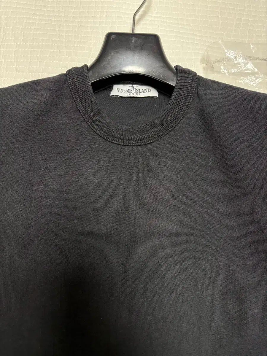 STONE ISLAND ストーンアイランド キッズ トレーナー 6y 黒