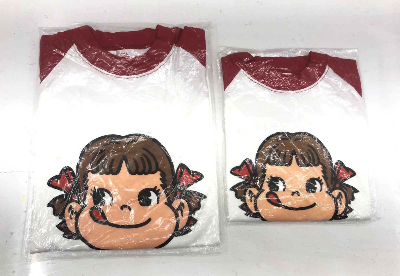 ペコちゃん　2000 MILLENNIUM Tシャツ２枚（親子用）大缶入り 盛岡29-0034】不二家 ペコちゃん 2000 MILLENNIUM Join us with