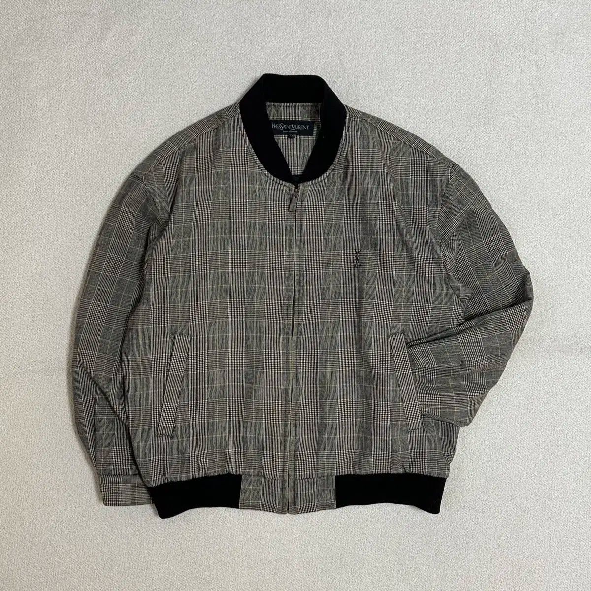 【YSL】Yves Saint Laurent チェック柄ジャケット　ブルゾン YSL】Yves Saint Laurent チェック柄ジャケット ブルゾン - メルカリ