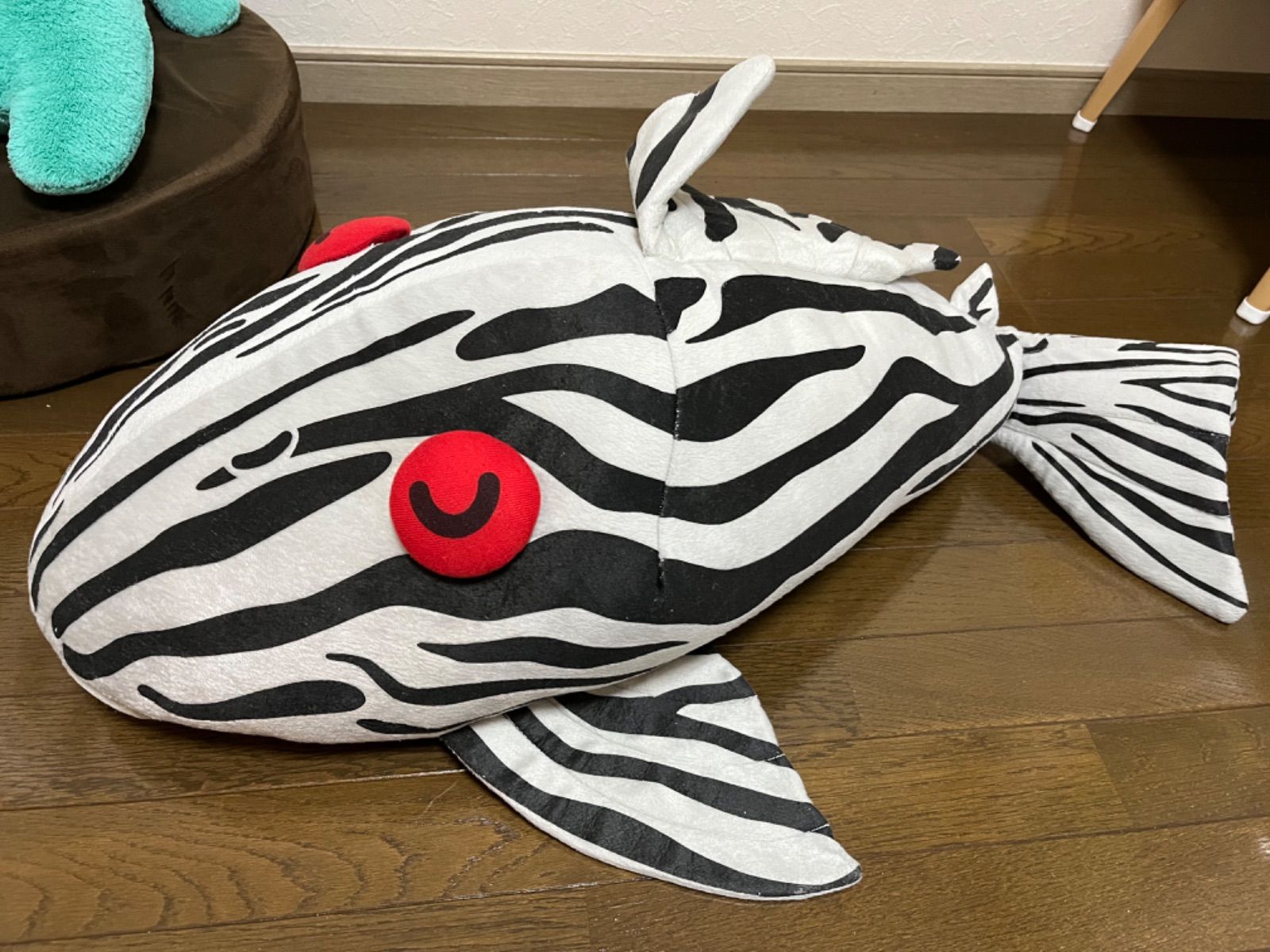 ヒカリ キャンペーン ロイヤルプレコ ぬいぐるみ 抽選 巨大 熱帯魚