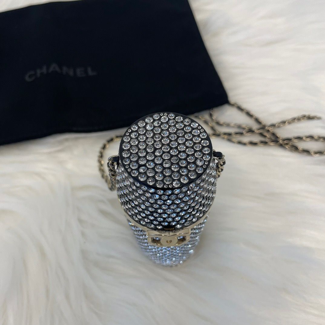 CHANEL（シャネル）リップケース ネックレス ビジュー 新品未使用 - メルカリ