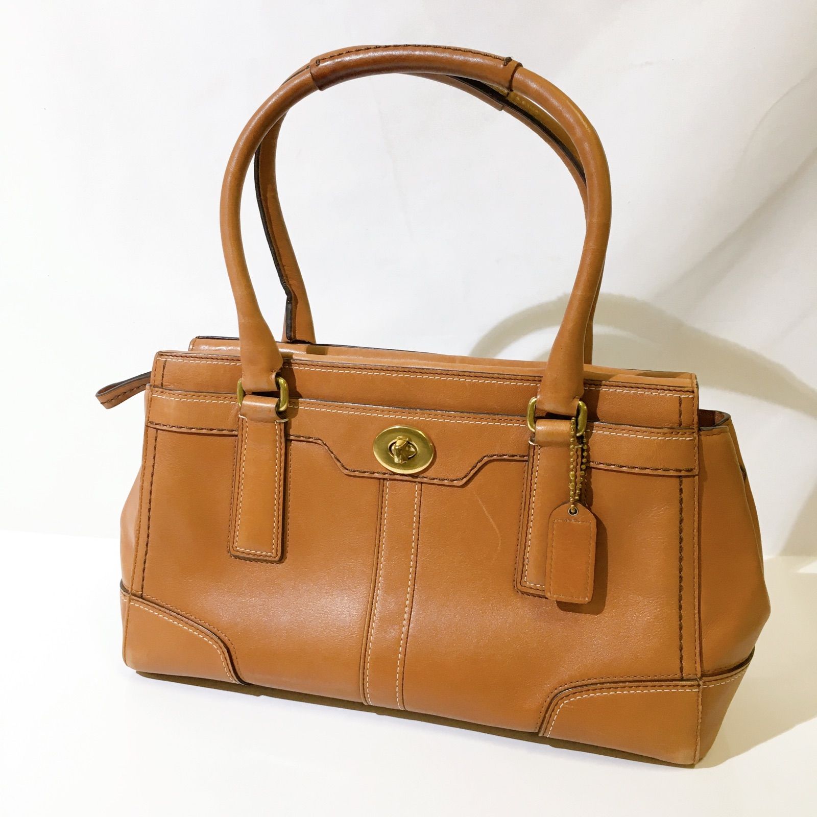 COACH コーチ ハンドバッグ キャメル ひねり金具 レディース - メルカリ