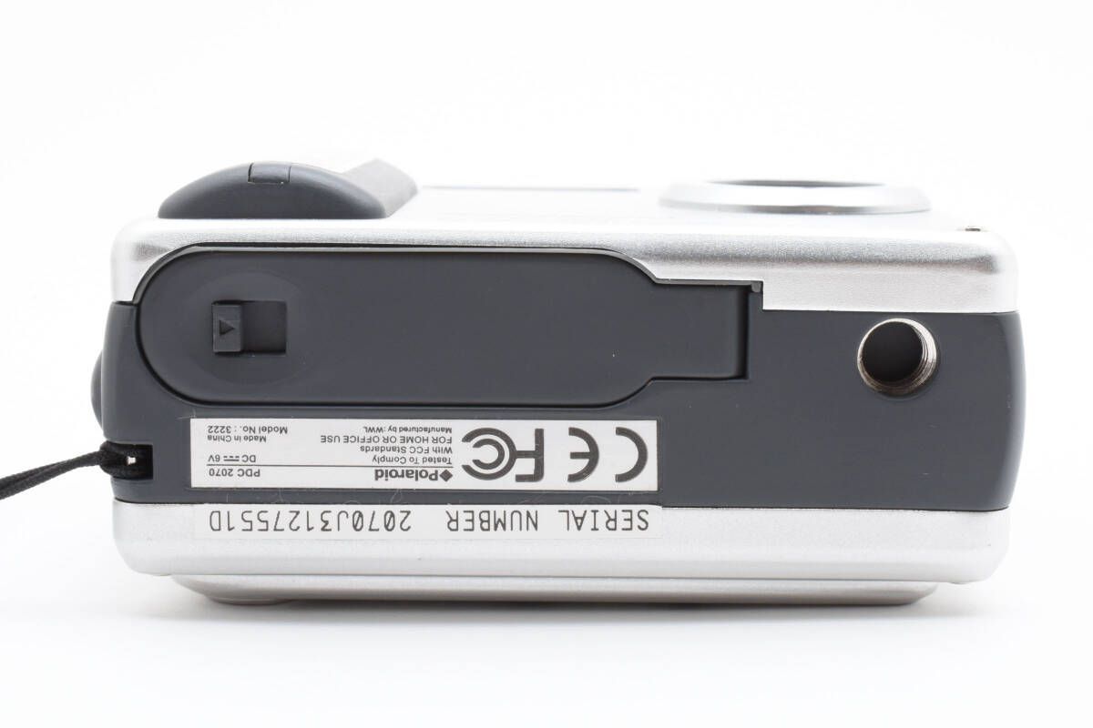 ☆美品☆ ポラロイド Polaroid PDC2070 電池式 コンパクトデジタル 