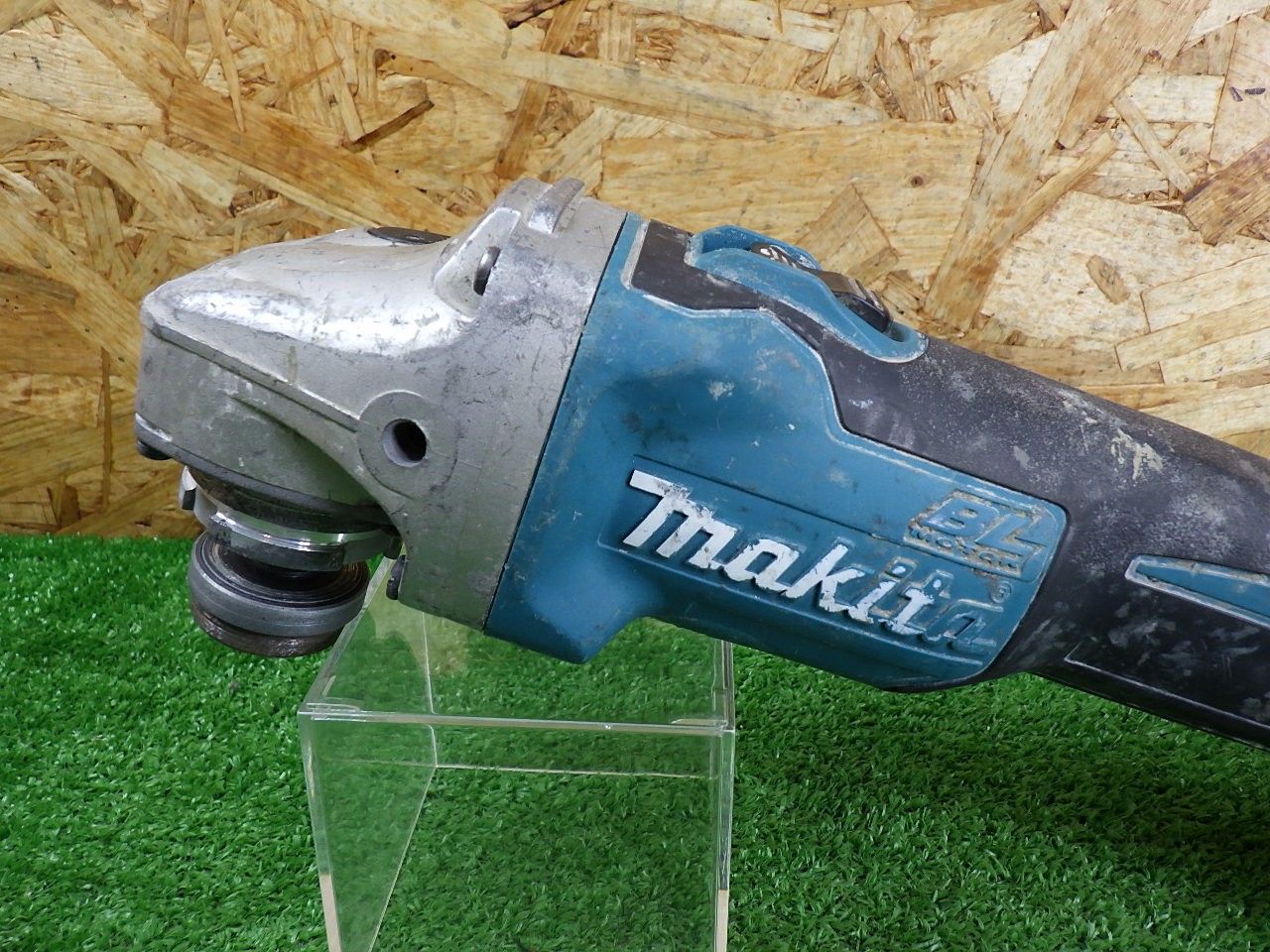 14.4Vモデル マキタ ディスクグラインダー GA403DN 本体のみ 品