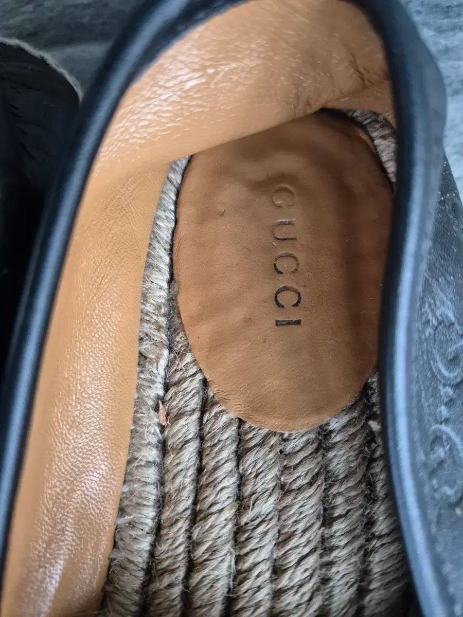  GUCCI グッチ GG エンボス加工 エスパドリーユ スリッポン 黒 フラットシューズ バレエシューズ パンプス