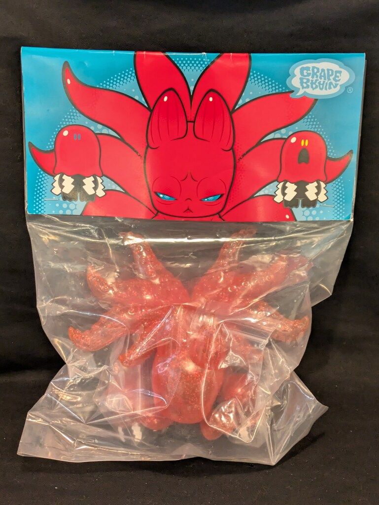 GRAPE BRAIN 九尾ノ狐モドキ こんそめ 赤クリアラメ・黒成型