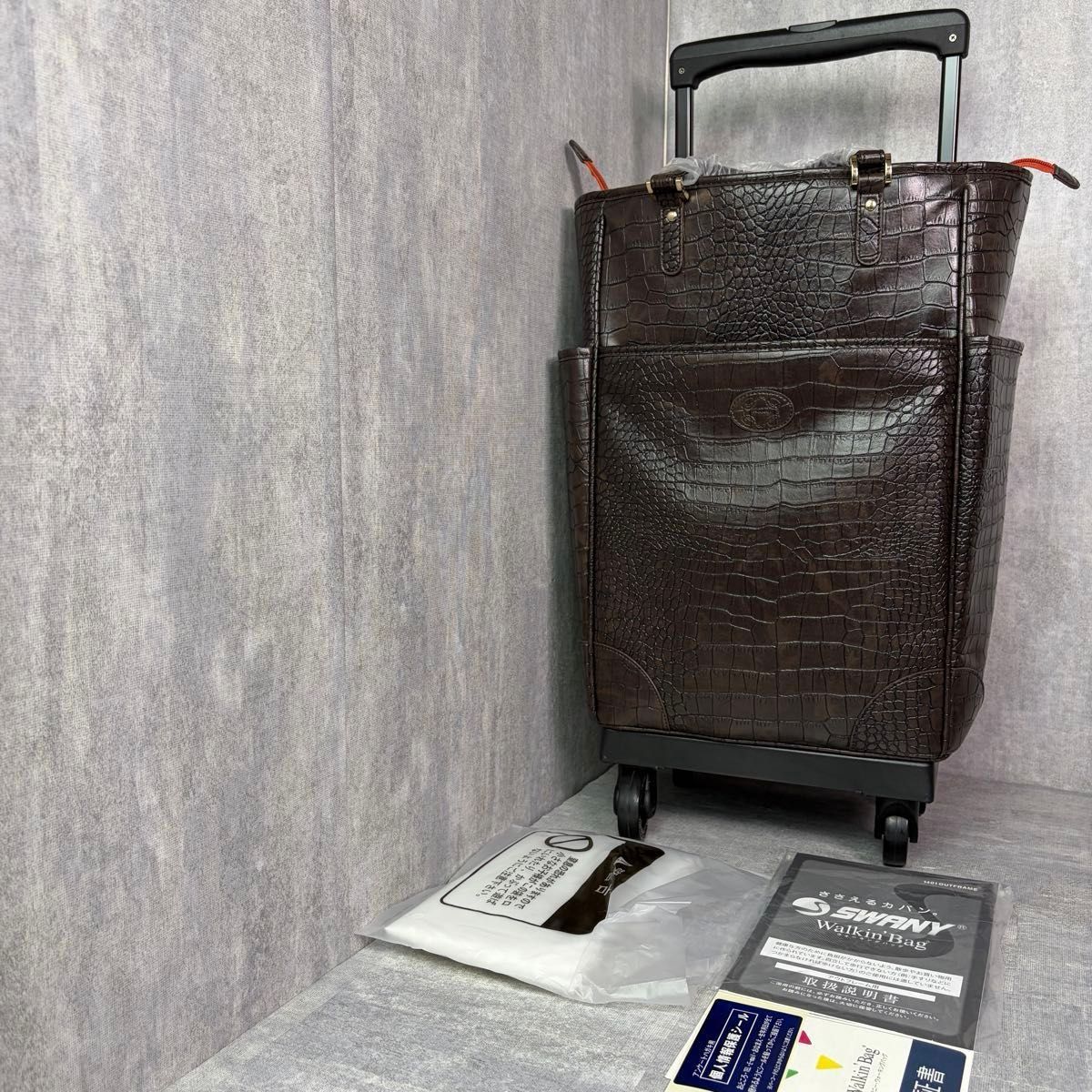 SWANY スワニー クロコダイル型押し 牛革 キャリーバッグ ブラック ショップチャンネル トートキャリー 2way