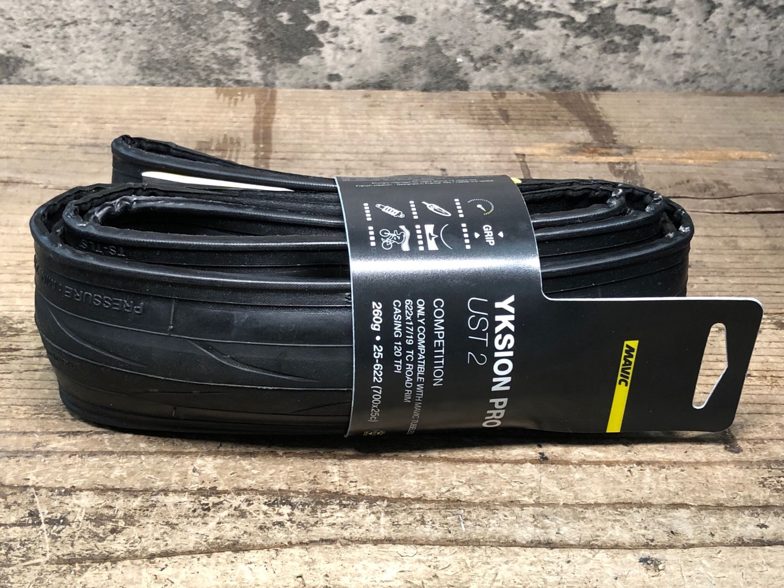 JF261 マビック MAVIC YKSION PRO UST 2 クリンチャータイヤ 黒 700 x 25C BRIGHTFACE_UK