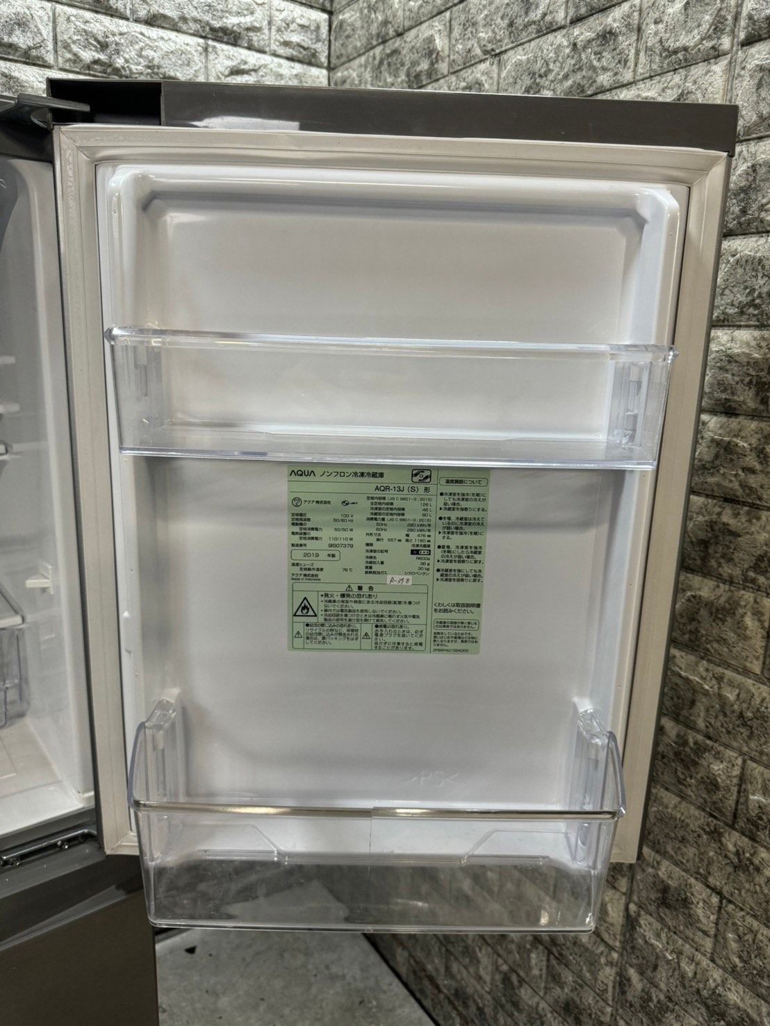 大阪送料無料☆3か月保障付き☆冷蔵庫☆2019年☆アクア☆126L☆AQR-13J  