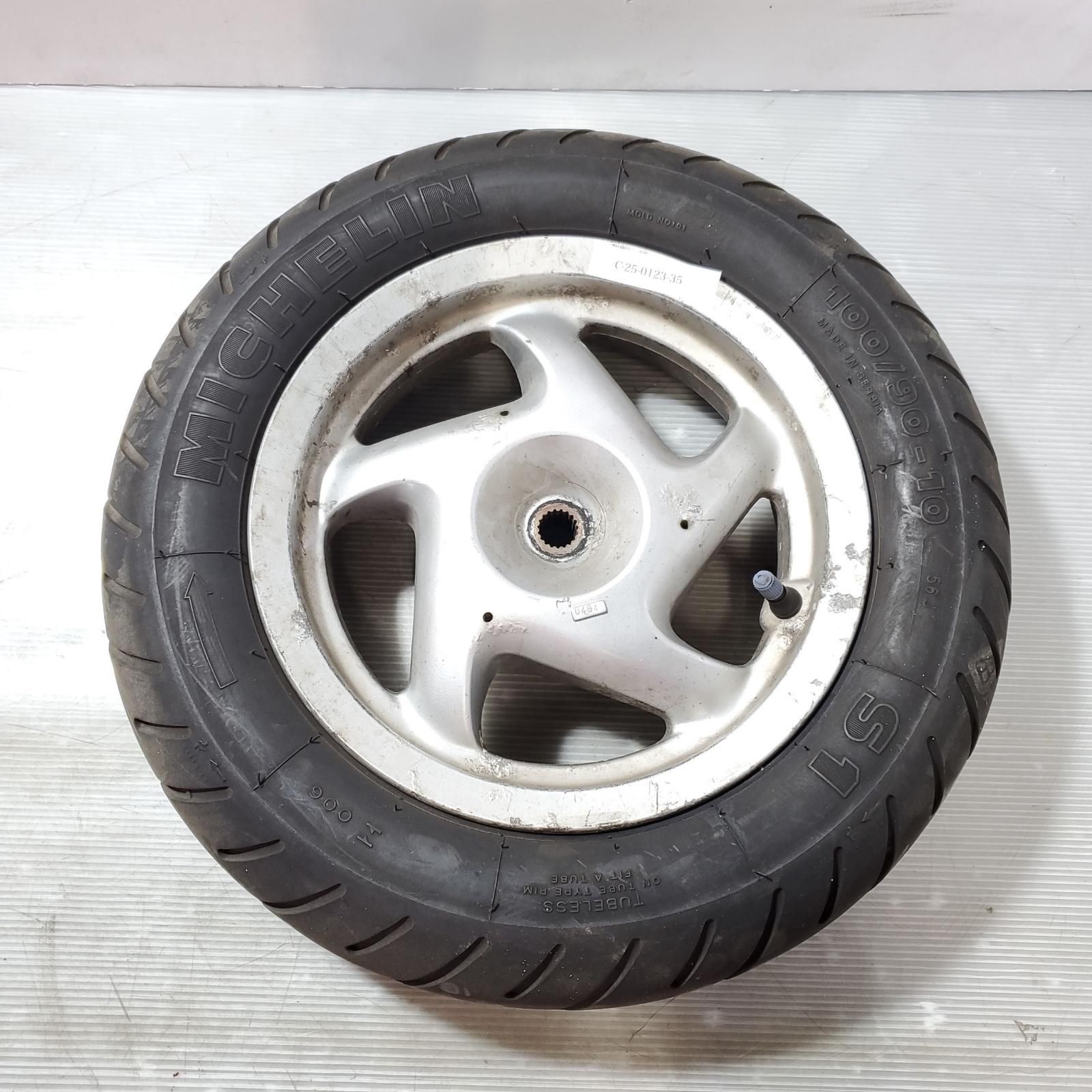 ホンダ リード100 純正リアホイール 42650-GCS-000ZA ホンダ リード100 純正リアホイール 42650-GCS-000ZA ホンダ