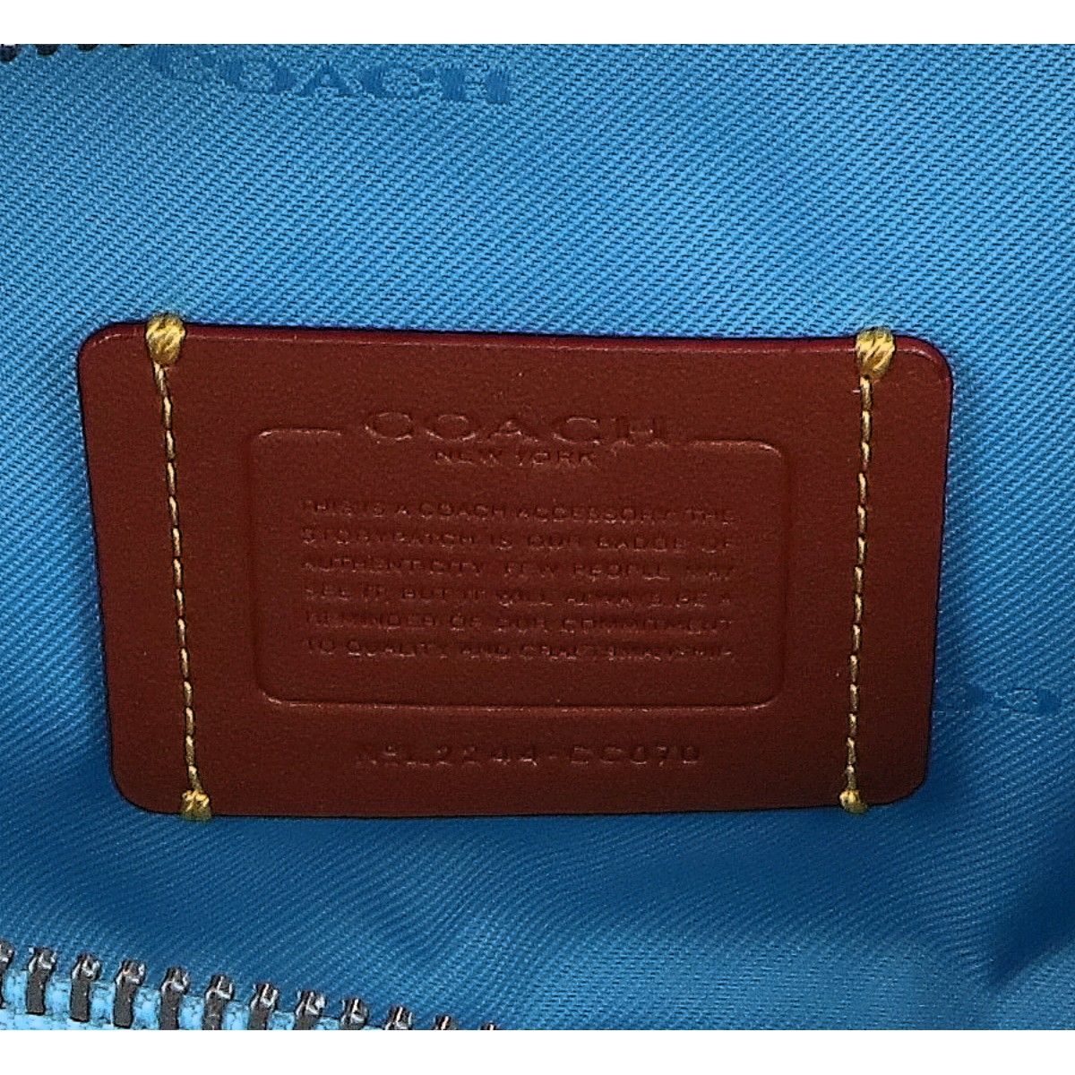 COACH コーチ CC070 チャーター スリム クロスボディ CAMPINGPARCCENTRAL_COM