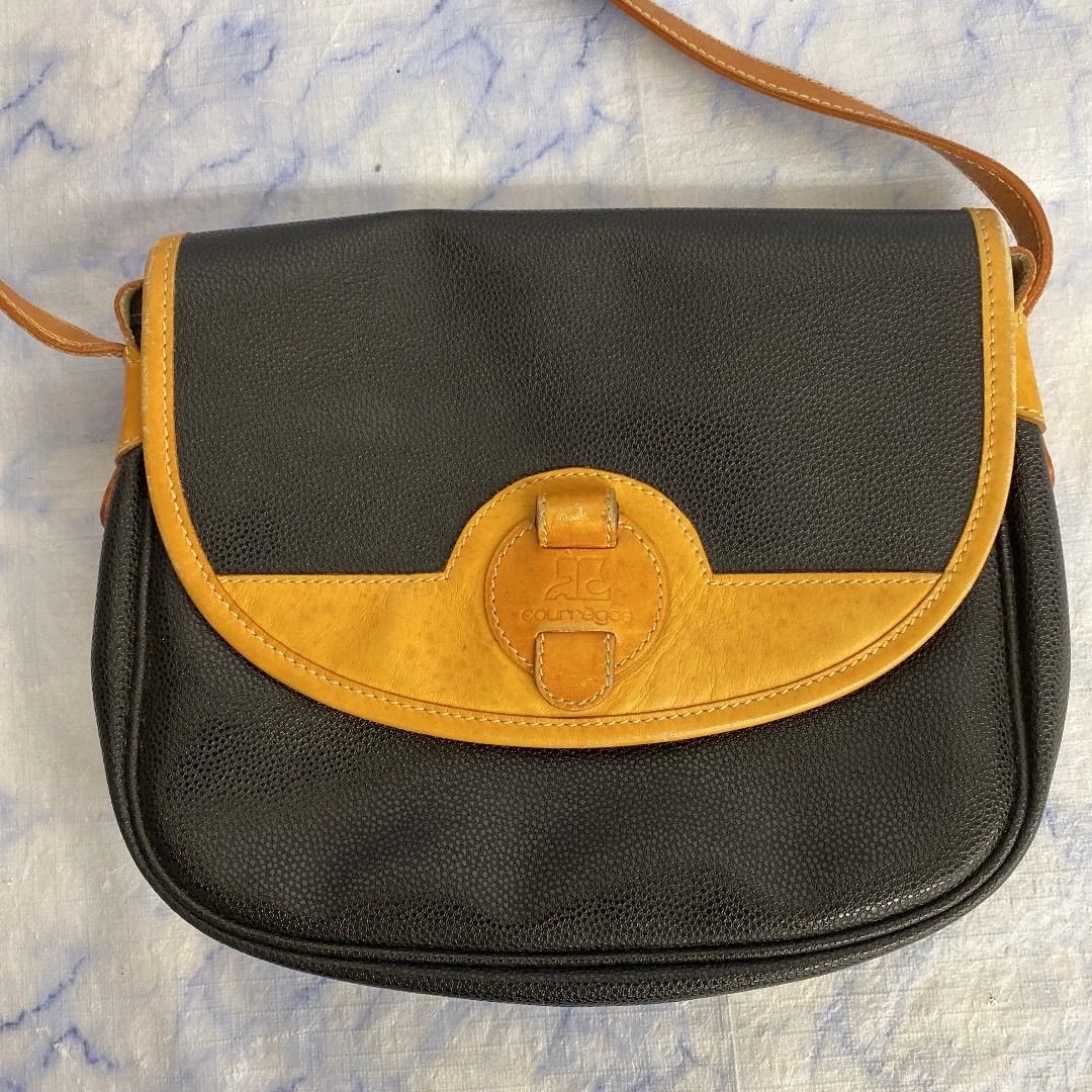courreges クレージュ レザー ショルダーバッグ B112 - メルカリ