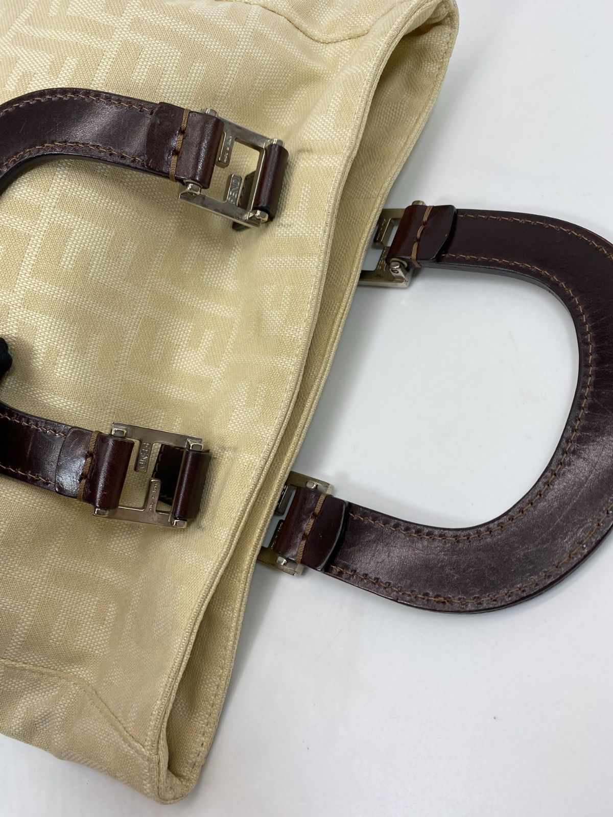 FENDI フェンディ ズッカ柄 ハンドバッグ 管理番号：6691☆ - メルカリ 