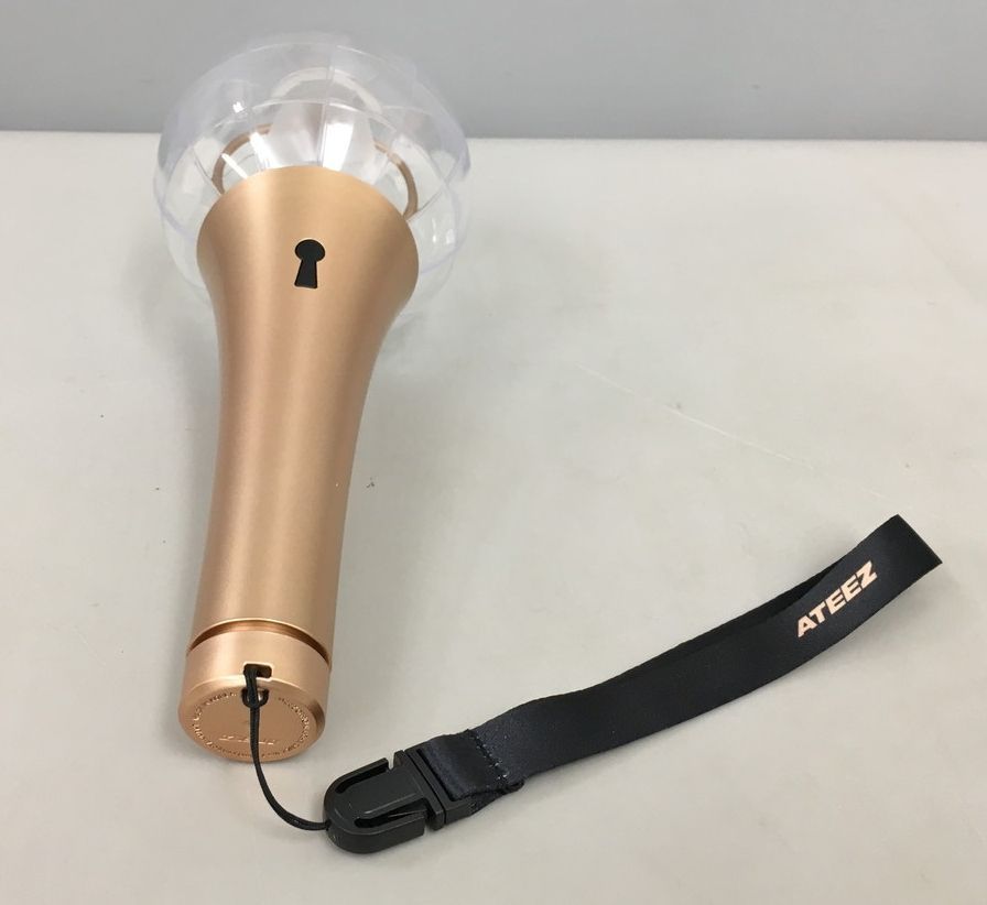ATEEZ OFFICIAL LIGHT STICK VER.2 ペンライト エイティーズ