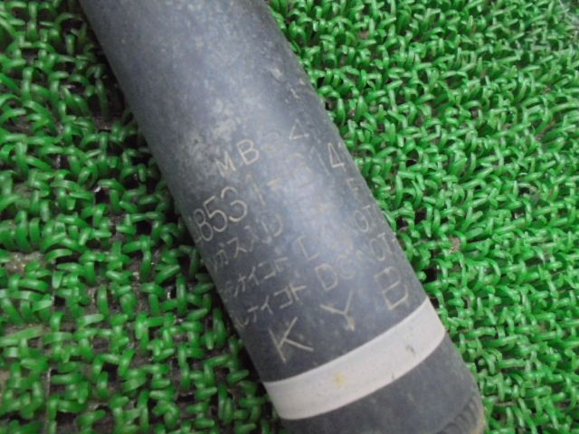 9FF5544 NI5 ダイハツ トール M900S 前期型 X SAⅢ リアショック