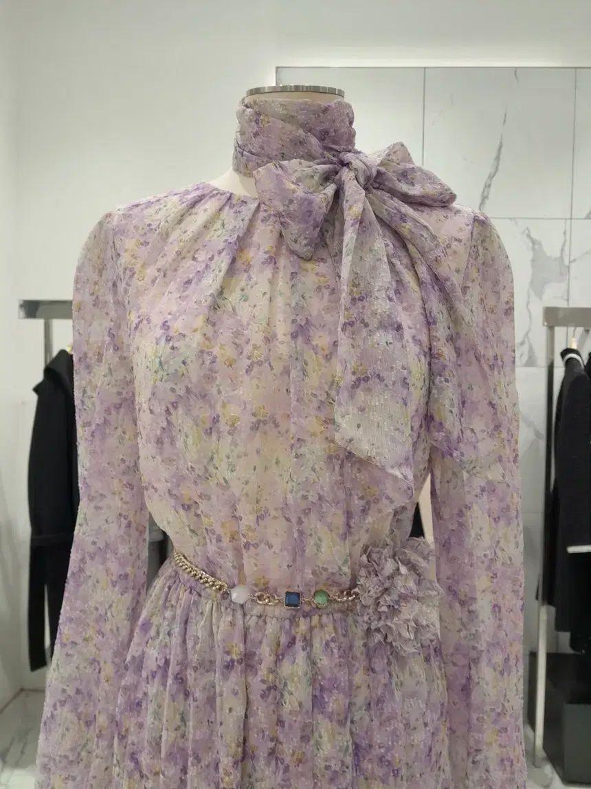 モジョエスピン コサジュー