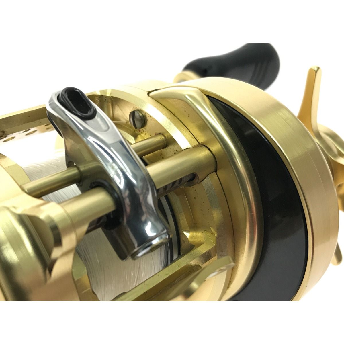 ▽▽SHIMANO シマノ 15カルカッタコンクエスト 201HG 03440 本体のみ - メルカリ