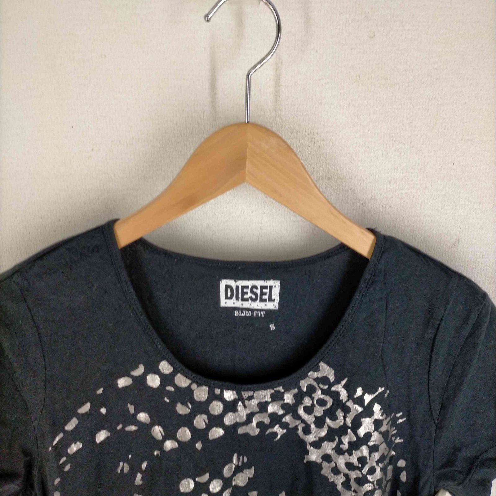 ディーゼル DIESEL 横顔Tシャツ レディース import：S - メルカリ