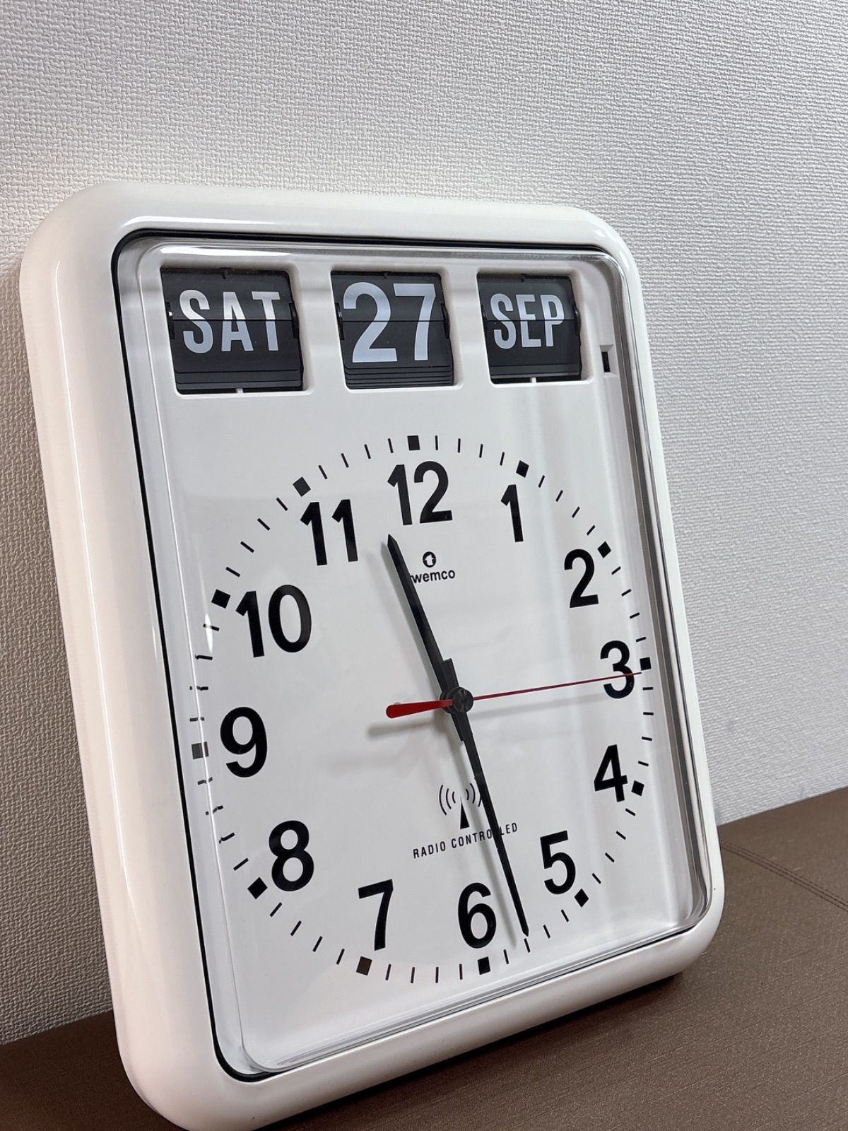 TWENCO|トゥエンコ|パタパタ電波時計 RC-12ホワイト
