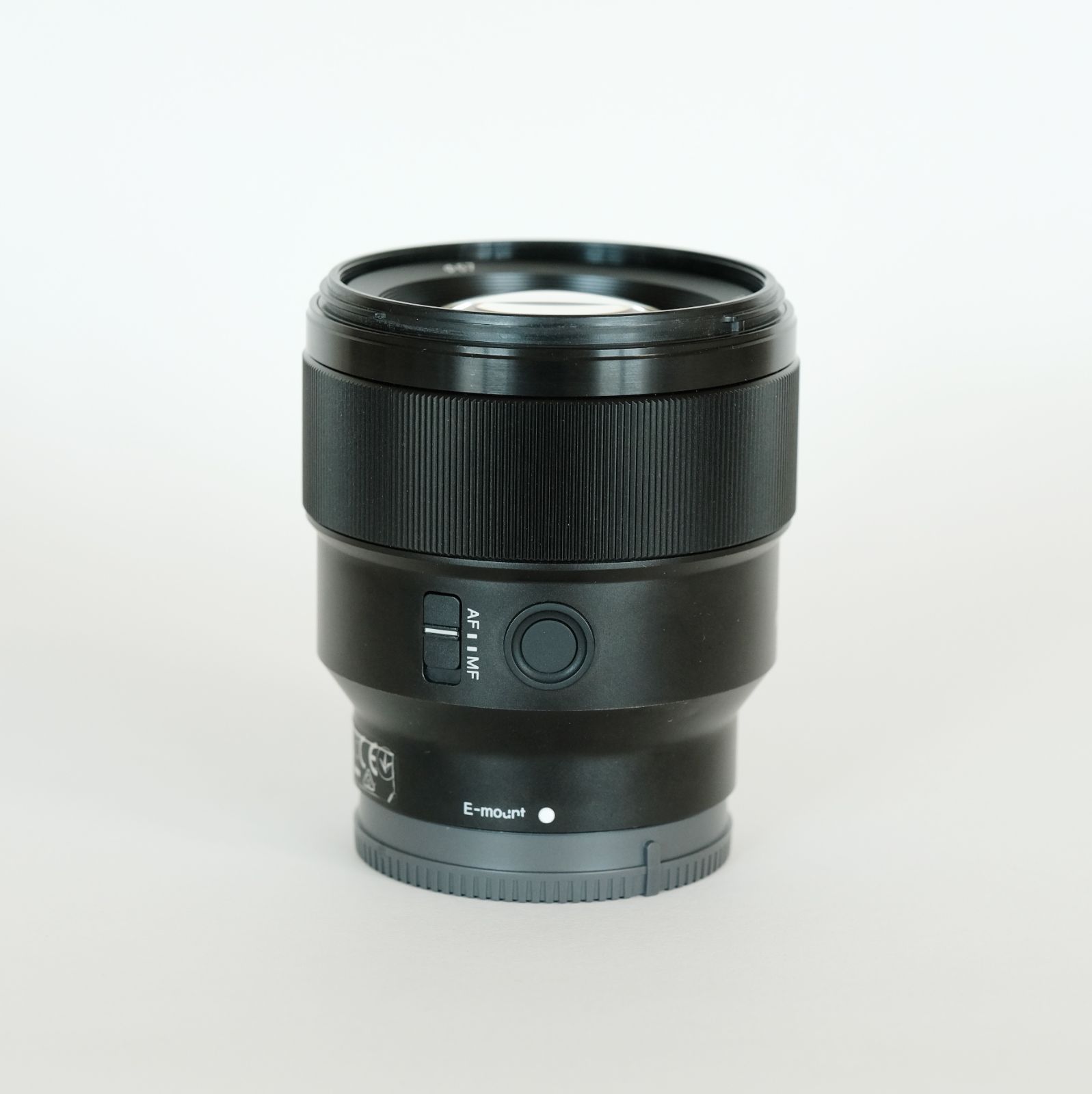 SONY FE 85mm F1.8 sel85f18 単焦点レンズ 良品] SONY FE 85mm