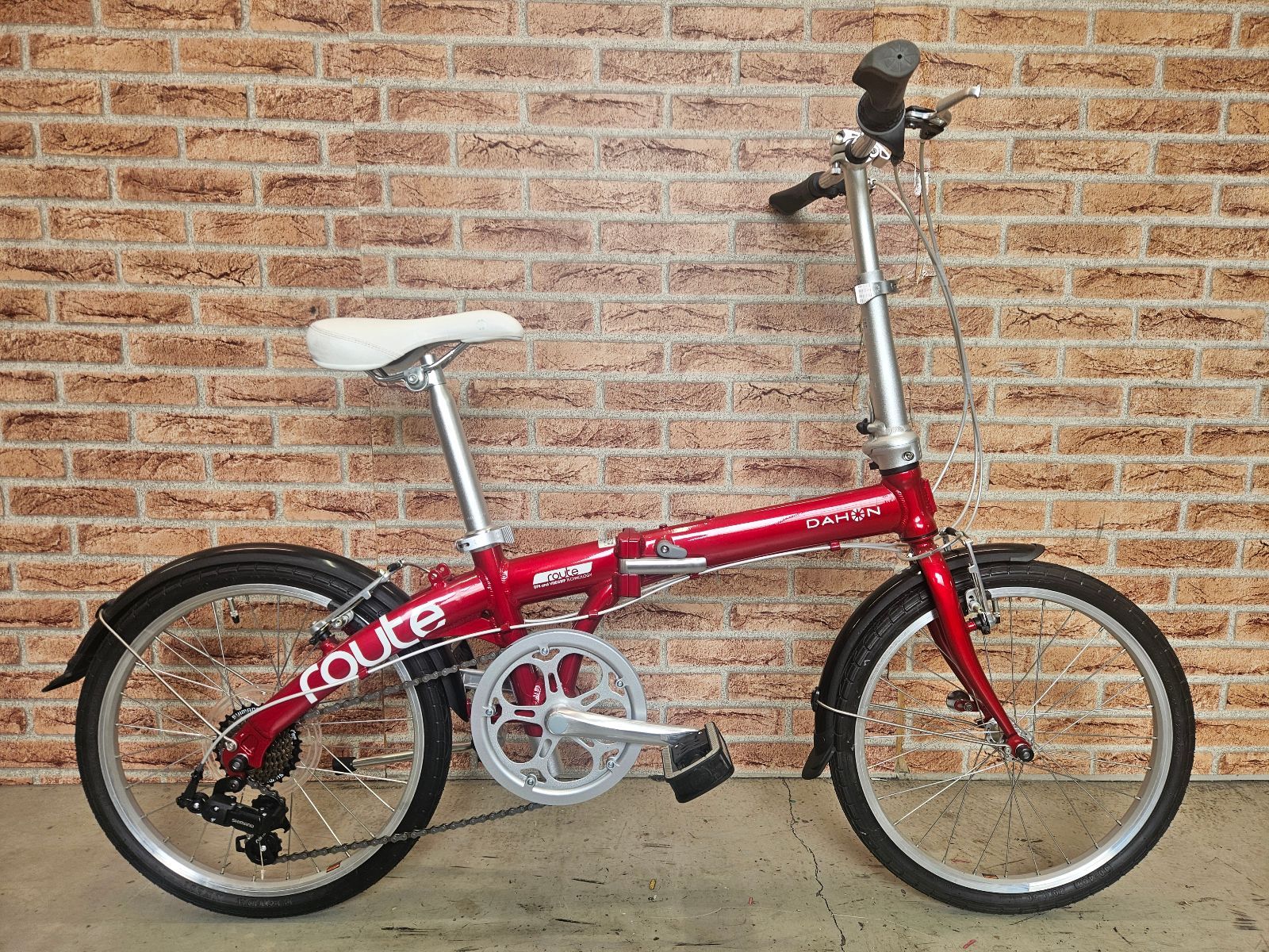 【お引取り専用】DAHON route　ダホン　ルート　20インチ　レッド □【 西濃運輸 発送のみ 】良品!! DAHON ROUTE 20インチ 142cm