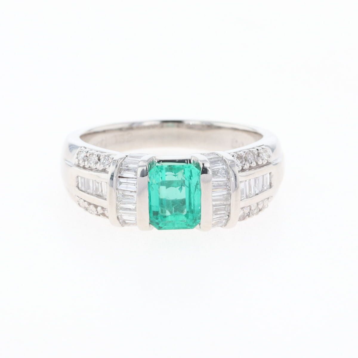 Pm900 プラチナ エメラルド ダイヤ レトロ 指輪 Pm900 プラチナ エメラルド ダイヤ レトロ リング 5.01g 11.5号【送料