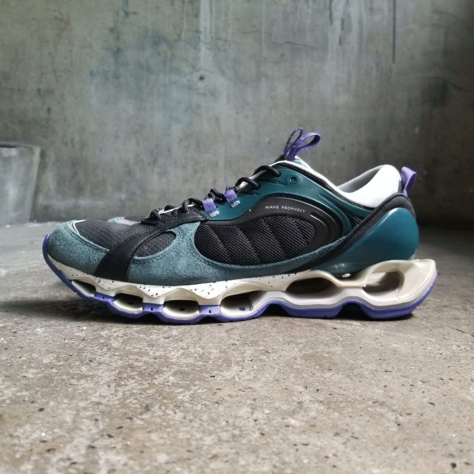 MIZUNO WAVE PROPHECY ミズノ ウェーブプロフェシー24cm WAVE PROPHECY MIZUNO（ミズノ）ウエーブプロフェシーB2 B2