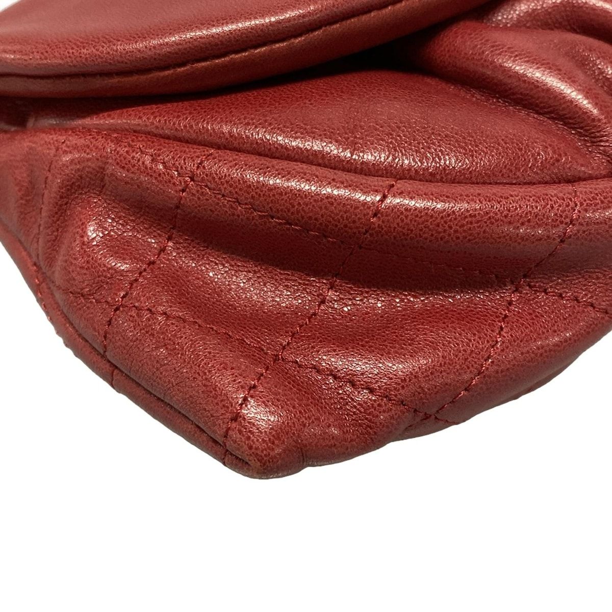 CHANEL(シャネル) 財布 ハーフムーン レッド チェーンウォレット  