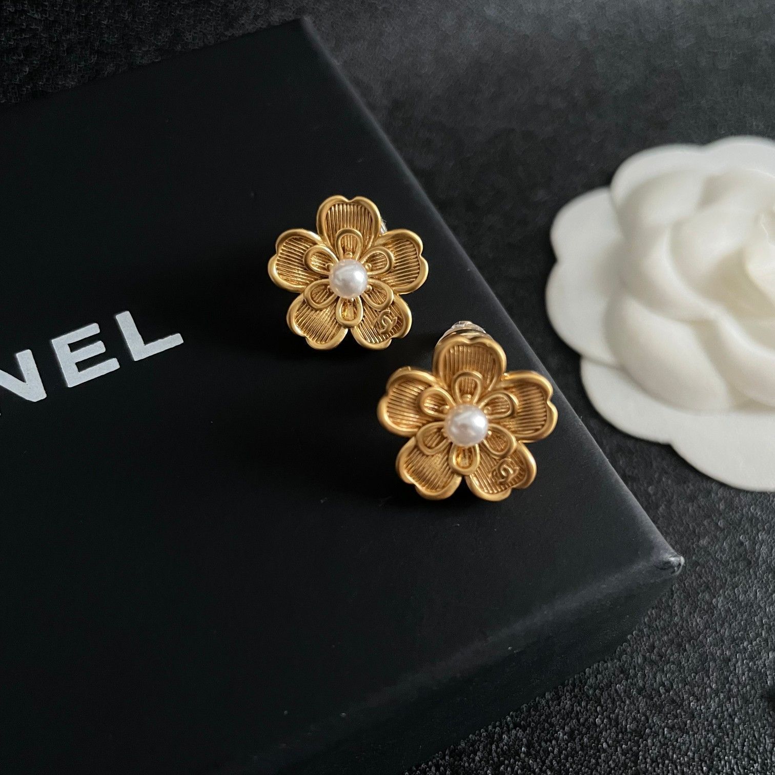 イヤリング・CHANEL・ヴィンテージ CHANEL イヤリング ヴィンテージ - メルカリ