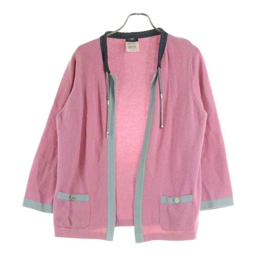 CHANEL ピンク カーディガン CHANEL (シャネル) ココマークボタン カシミヤ チェーン装飾