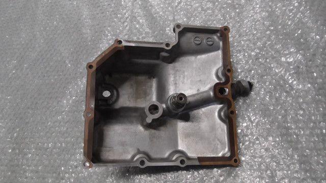 GSX400インパルス GK7CA-100xxx の オイルパン 傷 1744764701